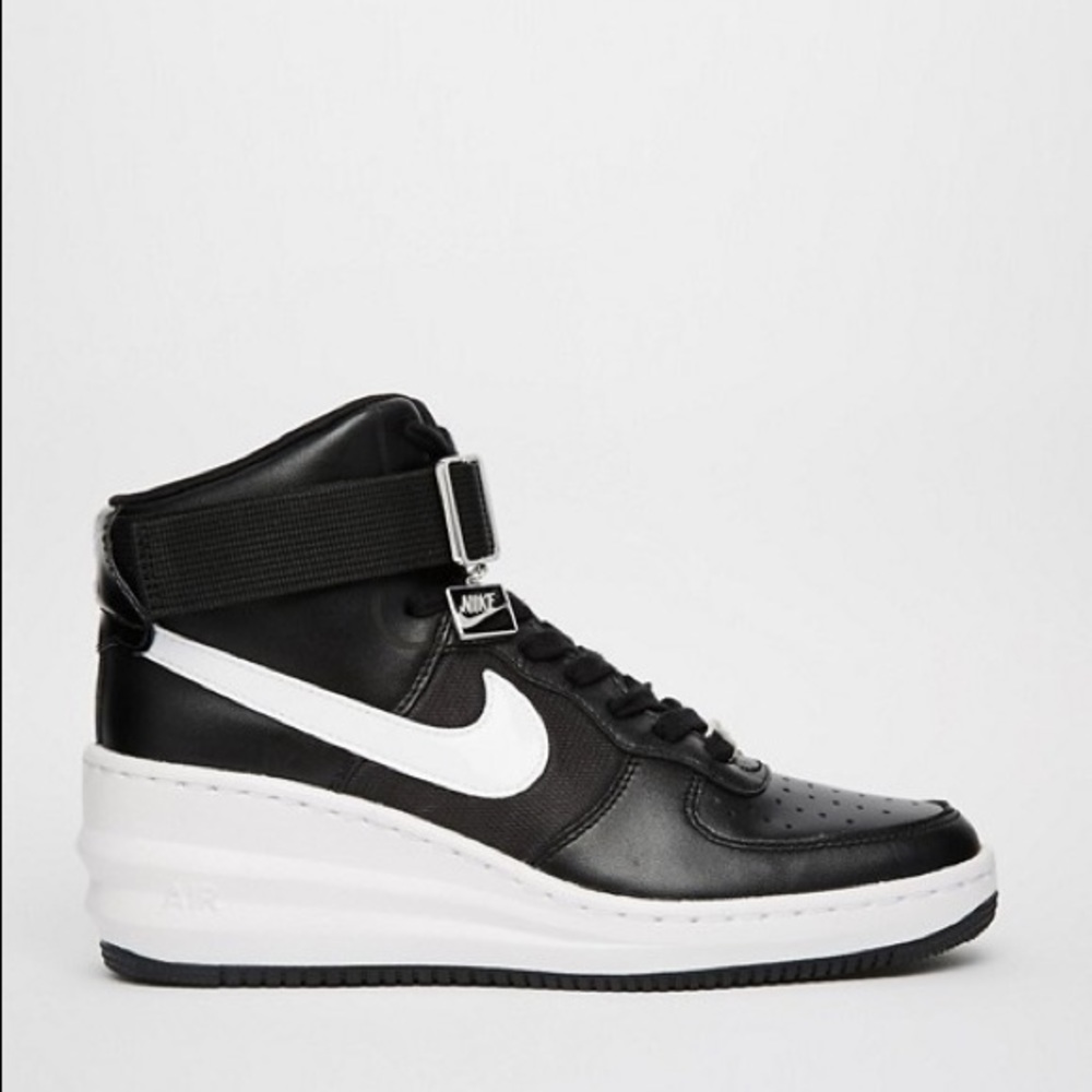 Nike Lunar Sky High Air Force 1 5.5 like new
